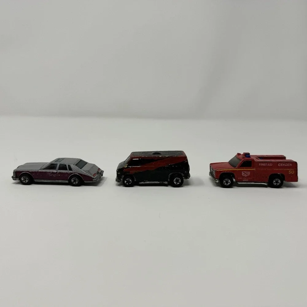 Lot of 9 Vintage 70s 80s Hot Wheels Matchbox Die Cast Cars Toys Used Played